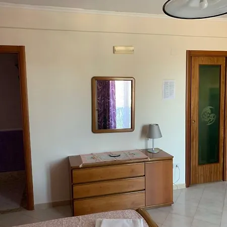 A Casa Di Adolfo Vietri